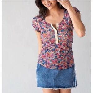 Natural Life Reagan Top Size Large Thermal Henley Snap Floral Garden Boho Hippie